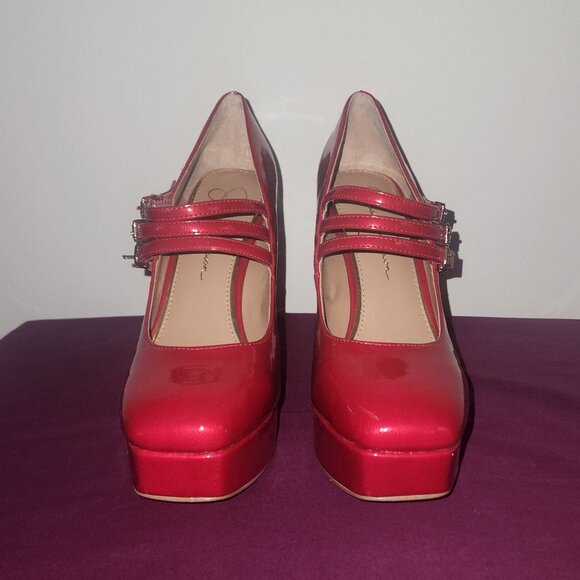 This is a Jessica Simpson Darena patent Mary Jane platform pump in richest Red - Picture 2 of 8